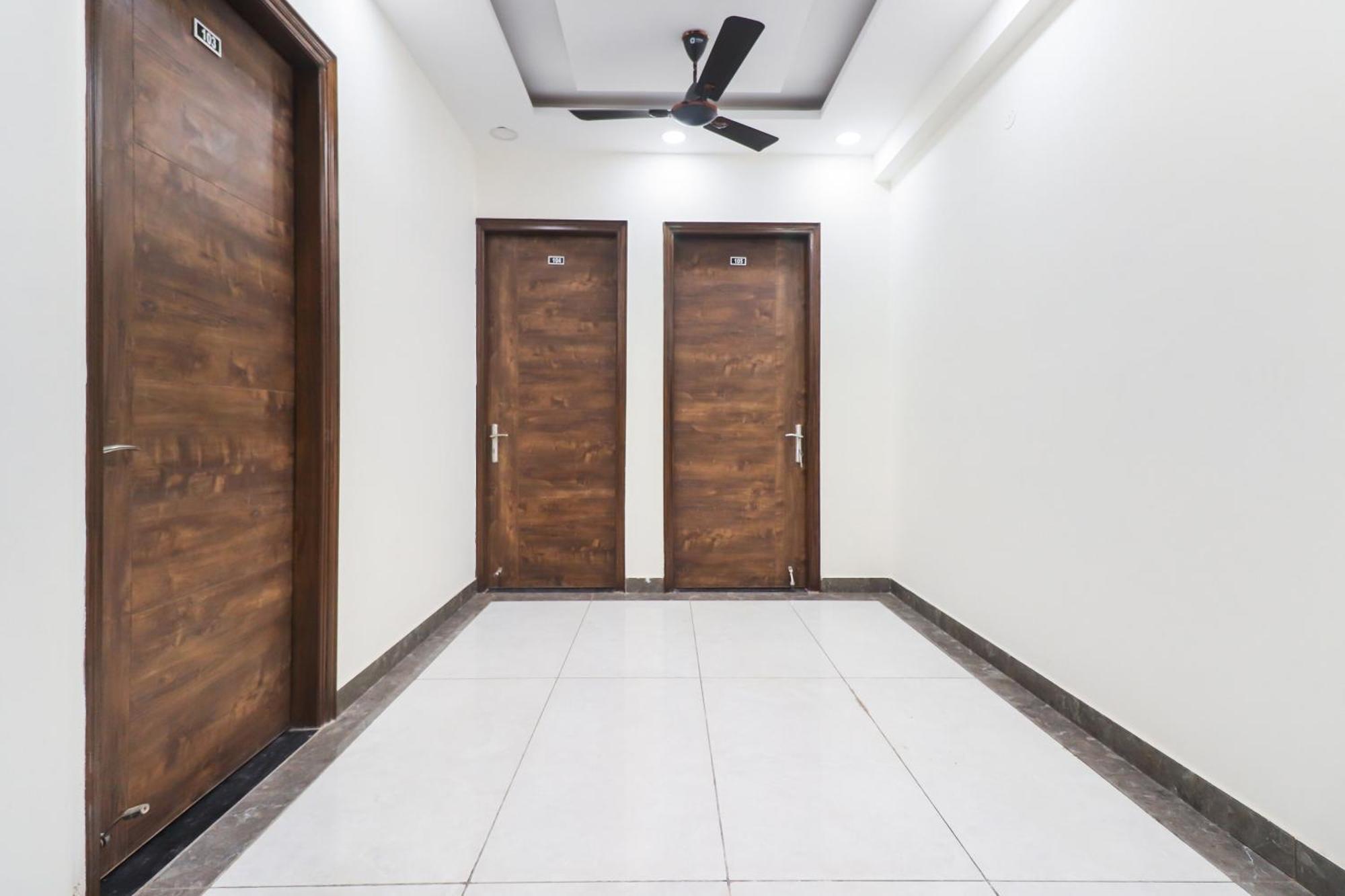 Collection O Green Leaf Residency Gurgaon Eksteriør bilde